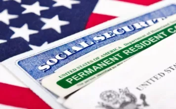 США временно приостановили программу розыгрыша грин-карт Diversity Visa (DV-1).