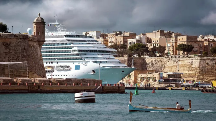 1099091085_0_169_3042_1880_1920x0_80_0_0_ad40a811ab1751a0929259482b748972