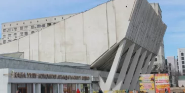 Дворец спорта в Бишкеке готовят к масштабной реконструкции, сообщил Айбек Джунушалиев Главная