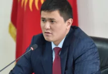 Глава Минстроя объяснил, почему зарплаты его подчиненных достигают 500 тыс сомов