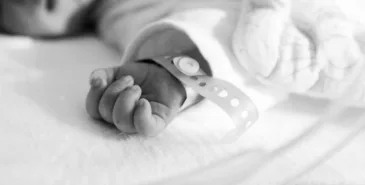 Өзгөндө 2 айлык ымыркай кыйма жасалгандан кийин чарчап калды Главная