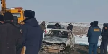 Тела парня и девочки нашли в сгоревшей машине. Возбуждено дело по статье «Убийство» Главная