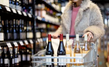 В Кыргызстане хотят запретить продавать алкоголь с 23:00 до 8:00