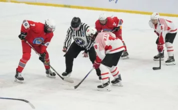 Молодежная сборная Кыргызстана по хоккею одержала четыре крупные победы на чемпионате мира в Бишкеке