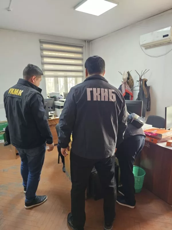 3877236. 551376ad189b7ce1109e9814af676854 гкнб задержал сотрудников административного суда ошской области за трудоустройство «мертвых душ»