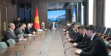 Камчыбек Ташиев принял сотрудников ГКНБ — победителей международного турнира Главная