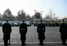 Кыргыз армиясы 81 жаңы унаа жана атайын техникалар тапшырылды