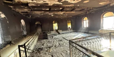 В Бишкеке сгорела мечеть Главная