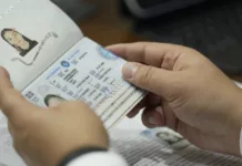 Детям до 16 лет в Кыргызстане больше не нужна прописка для получения паспорта