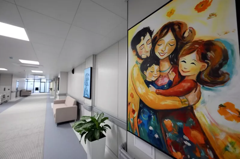 623864865 2584. Max 2560x1440. Format webp. Jpegquality 90 президент садыр жапаров открыл здание военно-медицинской службы гкнб