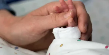 В Токмоке на свет появилась девочка весом 5,2 кг Главная