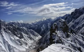 The New York Times включила Тянь-Шаньские горы в Кыргызстане в список мест для путешествий в 2026 году