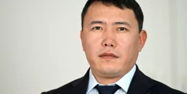 Президенттин басма сөз катчысы орусиялык журналист Владимир Соловьевдин сөзү боюнча жооп кылды Главная