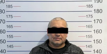 В Бишкеке задержан мужчина, угрожавший пистолетом другому водителю Главная