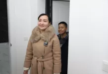 Победительница конкурса «Лучший учитель года – 2025» получила обещанную государством квартиру