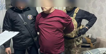 Лже-сотрудник ГКНБ получил 17 тысяч долларов. Главная