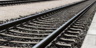 В Кара-Балте под поезд попал 17-летний парень Главная