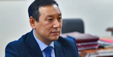 Улан Джусупов освобожден от должности посла Кыргызстана в Великобритании Главная