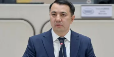 Новый спикер Жогорку Кенеша Марлен Маматалиев рассказал депутатам какие реформы ждут парламент Главная