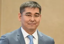 Жогорку Кенеш одобрил кандидатуру Дамирбека Осмонова на пост министра здравоохранения