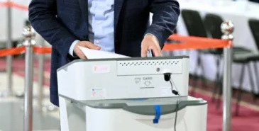 75 адамдан турган топ президенттик шайлоо өткөрүү боюнча кайрылуу жасады Главная