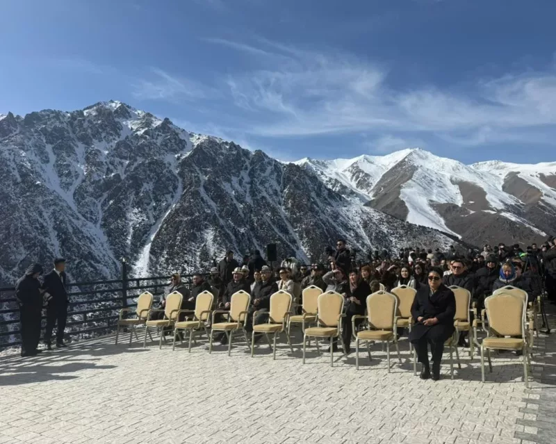 3 в парке «ала-арча» состоялось открытие канатной дороги с участием президента