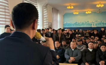 В Бишкеке задержан водитель автобуса, его подозревают в развратных действиях над школьницей