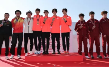 Сборная Кыргызстана завоевала серебро чемпионата Азии по кроссу в Японии