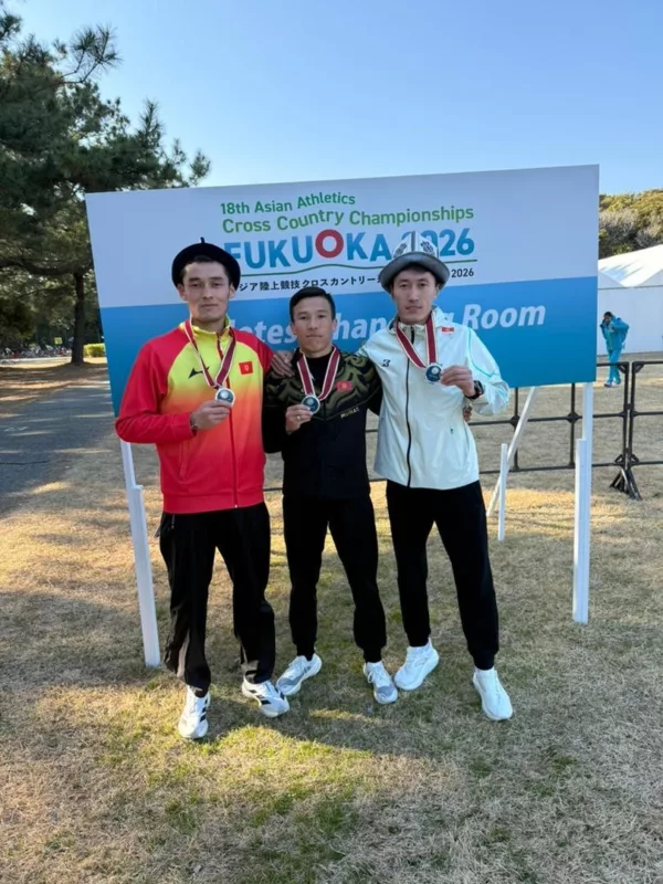 3937907. D7eb6cb6f22e07371eb6f29c77214c89 сборная кыргызстана завоевала серебро чемпионата азии по кроссу в японии