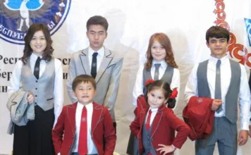 Минпросвещения прокомментировало предложение Дастана Бекешева о смягчении требований к школьной форме