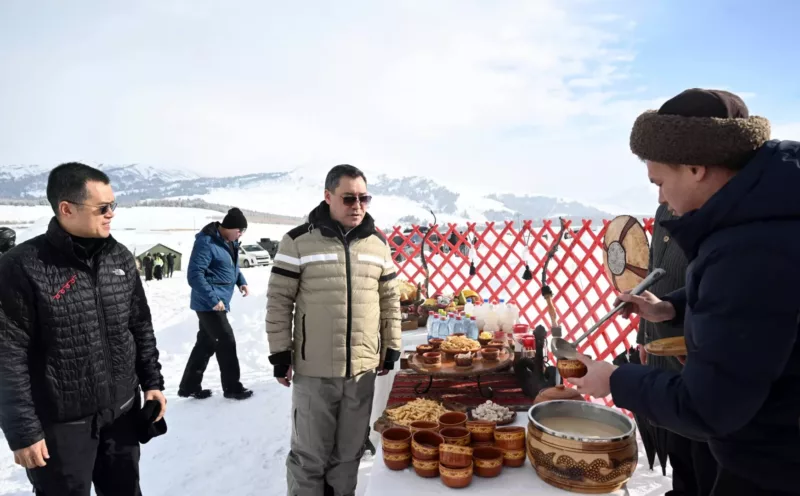 52065342778042 3py2s1u. Max 2560x1440. Format webp. Jpegquality 90 садыр жапаров и основатель binance чанпэн чжао посетили жыргалан