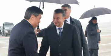 В Кыргызстан с рабочим визитом прибыл премьер-министр Таджикистана Главная