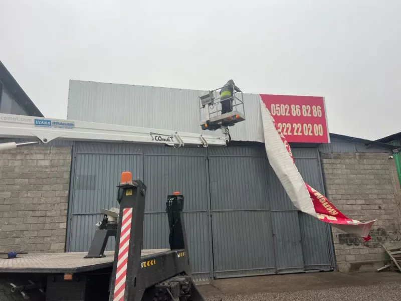 631754050 1210. Max 2560x1440. Format webp. Jpegquality 90 вокруг рынка «дордой» демонтировали незаконные ограждения и рекламные конструкции