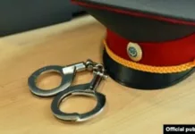 Таласта милиция кызматкери шылуундукка шек саналып кармалды