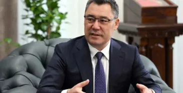 Садыр Жапаров считает, что 10 месяцев обучения — это не много Главная