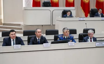 Жогорку Кенеш одобрил кандидатуры трех министров