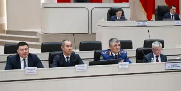 Жогорку Кенеш одобрил кандидатуры трех министров Главная