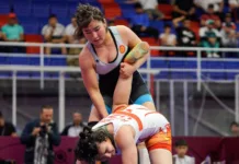 Кыргызстанка завоевала серебро на международном турнире по борьбе в России