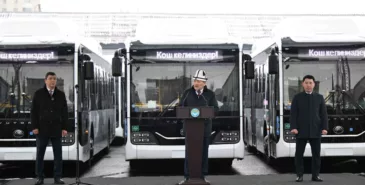 Бишкек пополнился 95 новыми автобусами, а мэрия получила 42 единицы спецтехники Главная