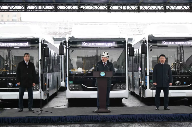 Photo 2026 02 12 13 16 09 2 бишкек мэриясына 95 жаңы автобус жана 42 атайын техника берилди