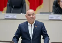 Экс-спикер Нурланбек Тургунбек уулу объявил о сложении мандата