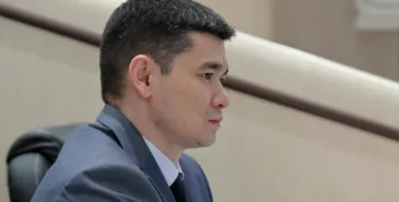 Болот Ибрагимов избран вице-спикером парламента Главная