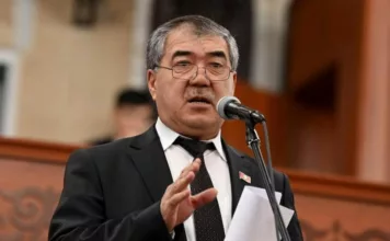 Кундузбек Сулайманов добровольно сложил полномочия депутата Жогорку Кенеша