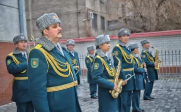 В Минобороны Кыргызстана состоялся митинг, посвященный Дню защитника Отечества