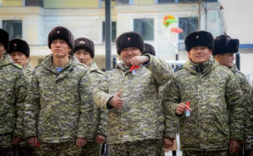 Более 160 военнослужащих Минобороны получили в Манасе квартиры от ГИК