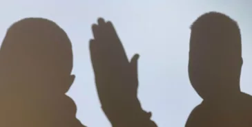 Бишкекте мугалим менен окуучунун мушташын милиция иликтеп жатат Главная