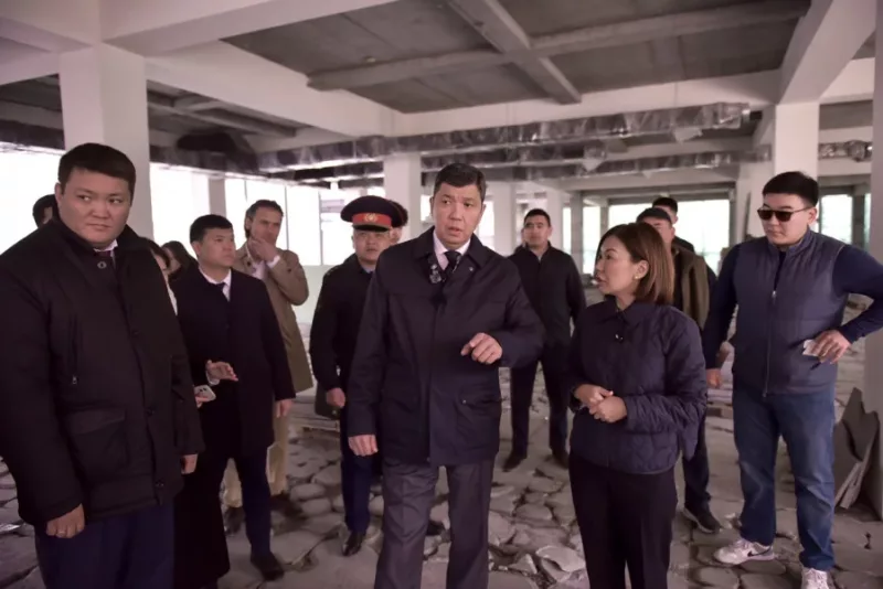 1773642113. Max 2560x1440. Format webp. Jpegquality 90 у цума в бишкеке вновь появятся фонтан, пешеходная и зеленая зоны - эскиз