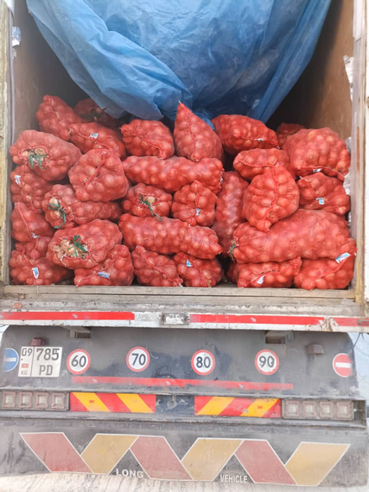 В Кыргызстан не пустили 25 тонн лука из Казахстана