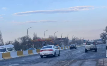 В Бишкеке на проспекте Жибек Жолу после реконструкции открыли мост