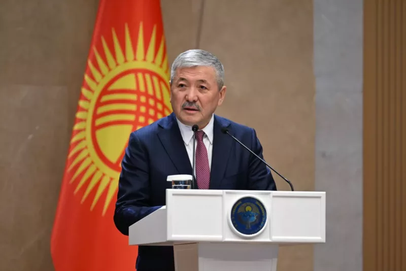 646806062 1361. Max 2560x1440. Format webp. Jpegquality 90 касымалиев поздравил женский коллектив администрации президента с 8 марта